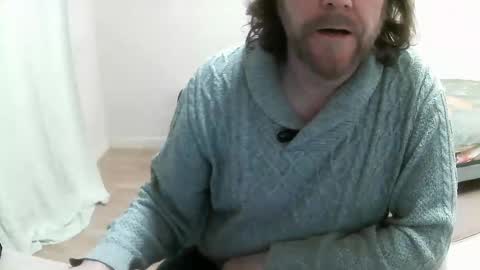 Saltimbanquier  Salt  ou  Banquier  online show from February 21, 7:23 am