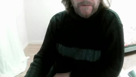 Saltimbanquier  Salt  ou  Banquier  online show from March 7, 8:13 am