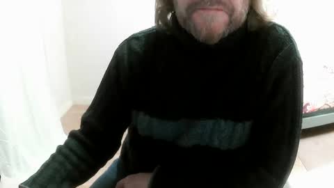 Saltimbanquier  Salt  ou  Banquier  online show from March 11, 7:26 am