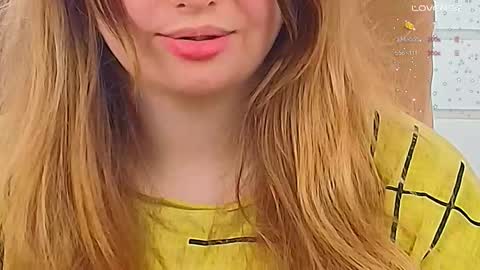 Snapshot of salut_love chatting on September 28, 12:32 pm Ruby online show from September 28, 12:32 pm