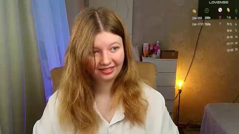 Snapshot of salut_love chatting on November 9, 12:36 pm Ruby online show from November 9, 12:36 pm