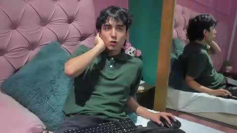 salvatore  online show from December 11, 1:37 am