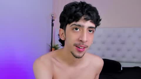 salvatore  online show from October 16, 8:43 pm