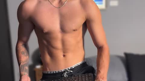 Salvatore online show from March 2, 5:08 am