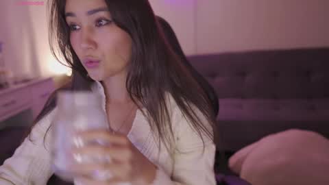 Snapshot of sam01___ chatting on January 3, 11:33 pm Stefana or Samchispas online show from January 3, 11:33 pm