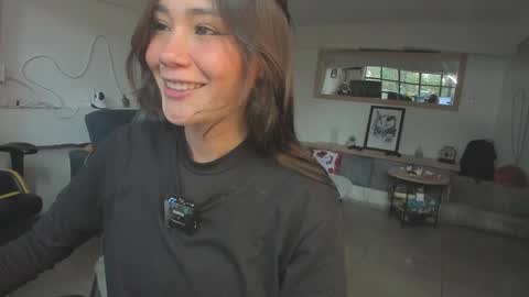 Snapshot of sam01___ chatting on November 19, 9:15 pm Stefana or Samchispas online show from November 19, 9:15 pm