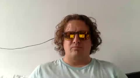 Snapshot of sam447105 chatting on July 17, 11:06 am sam447105 online show from July 17, 11:06 am