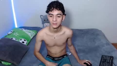 sam__cute online show from January 13, 6:35 pm