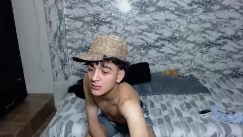 sam__cute online show from March 26, 2:50 am