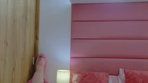 Snapshot of sam_and_lisa_ chatting on November 8, 12:55 am sam_and_lisa_ online show from November 8, 12:55 am