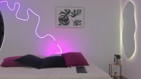 Sam Clark online show from October 27, 2:26 am