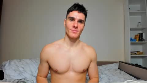 BACK IN 2 WEEKS online show from January 26, 1:41 am