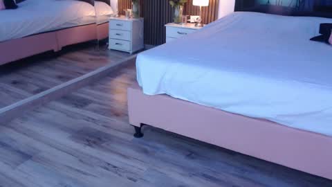 SAM MANSON online show from November 5, 12:27 pm