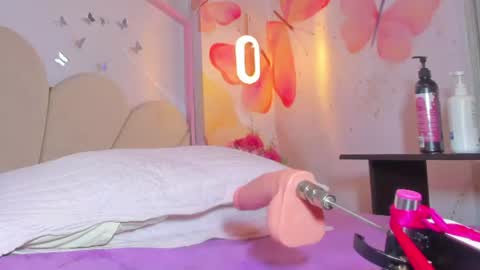 Snapshot of sam_naughty18 chatting on July 24, 2:20 am sam_naughty18 online show from July 24, 2:20 am