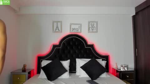 sam_rouge online show from March 3, 5:29 pm