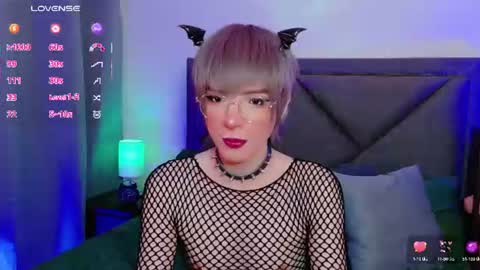Sam online show from June 12, 3:49 am
