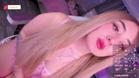 Snapshot of sam_thompsoon_ chatting on July 13, 3:09 am Sam online show from July 13, 3:09 am