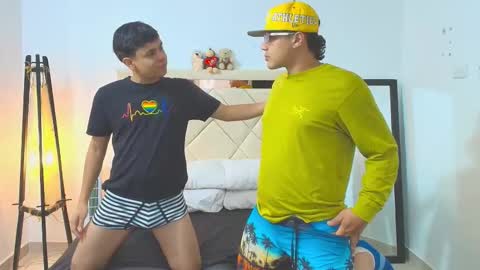 sam_tnt9 online show from December 14, 9:47 am