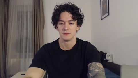 Sam online show from October 5, 10:51 pm