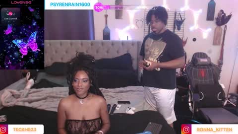 Snapshot of samandbrat chatting on April 20, 11:28 pm Join us - and online show from April 20, 11:28 pm