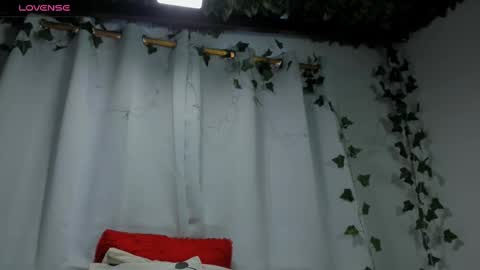 samannthaa_1 online show from February 25, 3:05 pm