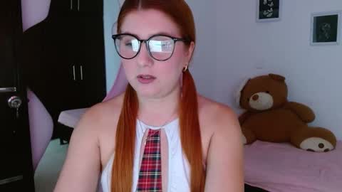 samanta_0277 online show from October 7, 1:25 am