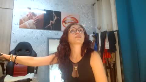 samanta online show from June 15, 11:23 am