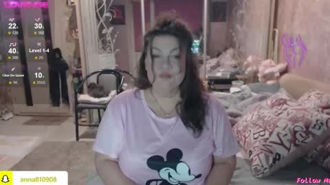 Snapshot of samanta_shy chatting on November 10, 7:24 pm Marry online show from November 10, 7:24 pm