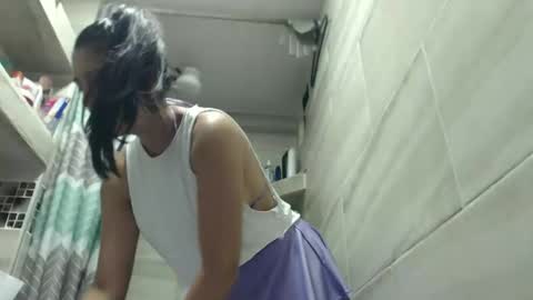 Snapshot of samanta_xi chatting on March 12, 6:36 pm samanta online show from March 12, 6:36 pm