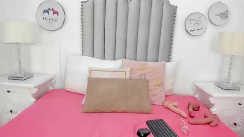 Samanta online show from November 25, 8:09 pm