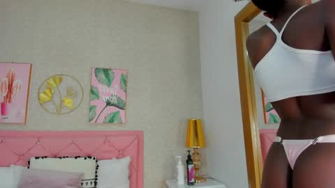 Snapshot of samantamarquez chatting on May 2, 3:44 am Samanta online show from May 2, 3:44 am