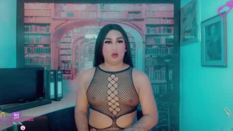 samantha__paez online show from May 14, 4:19 am