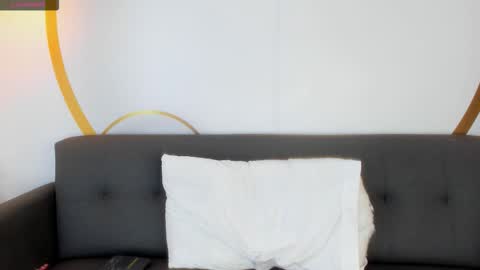 Samantha Beckham online show from November 18, 3:27 pm