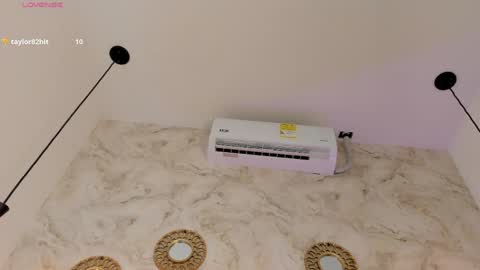 Samantha Beckham online show from March 28, 6:18 pm