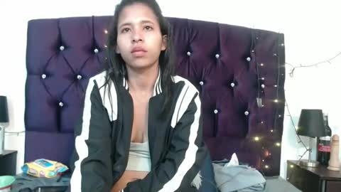 lizzy online show from December 29, 11:40 am