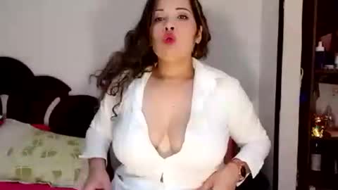 Snapshot of samantha_gomez_xxx chatting on February 12, 11:40 am Samantha Gomez online show from February 12, 11:40 am