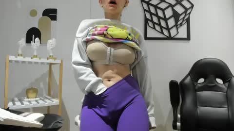 Andy online show from July 1, 1:51 am