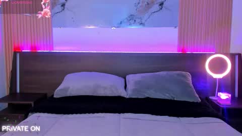 samantha_moons online show from March 18, 11:30 pm