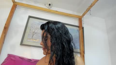 Snapshot of samantha_ortiz69 chatting on January 5, 5:27 pm samantha online show from January 5, 5:27 pm
