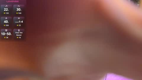 Snapshot of samantha_ros1 chatting on April 17, 2:31 pm Samantha Ros online show from April 17, 2:31 pm