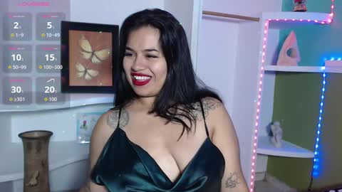 samantha_smiithh online show from December 3, 1:02 am