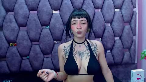 Snapshot of samanthaa_smitth chatting on February 26, 6:58 am Samantha Smitth online show from February 26, 6:58 am