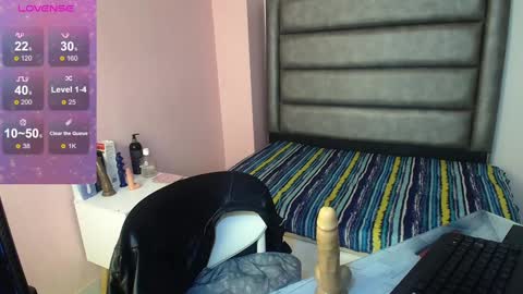 Samantha Anderson online show from January 28, 10:34 pm