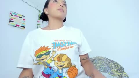 Snapshot of samanthajonson_ chatting on February 19, 2:23 pm samanthajonson online show from February 19, 2:23 pm