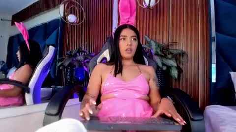 Snapshot of samanthajonson_ chatting on September 16, 10:11 pm samanthajonson online show from September 16, 10:11 pm