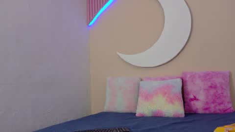 samanthalaurent online show from June 13, 7:12 pm
