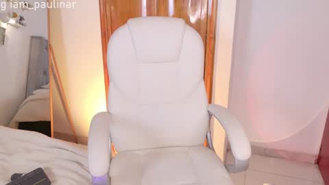 Snapshot of samanthalavey_ chatting on January 30, 5:06 pm paulina rios online show from January 30, 5:06 pm