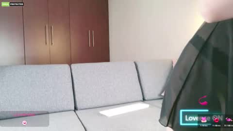 Snapshot of samanthaloves469902 chatting on November 3, 2:02 am Samanthaxoxo online show from November 3, 2:02 am