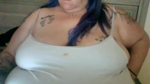 Snapshot of samanthasweetheart0402 chatting on June 7, 5:33 am samanthasweetheart0402 online show from June 7, 5:33 am