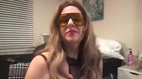 Samantha Vale online show from December 14, 3:01 am